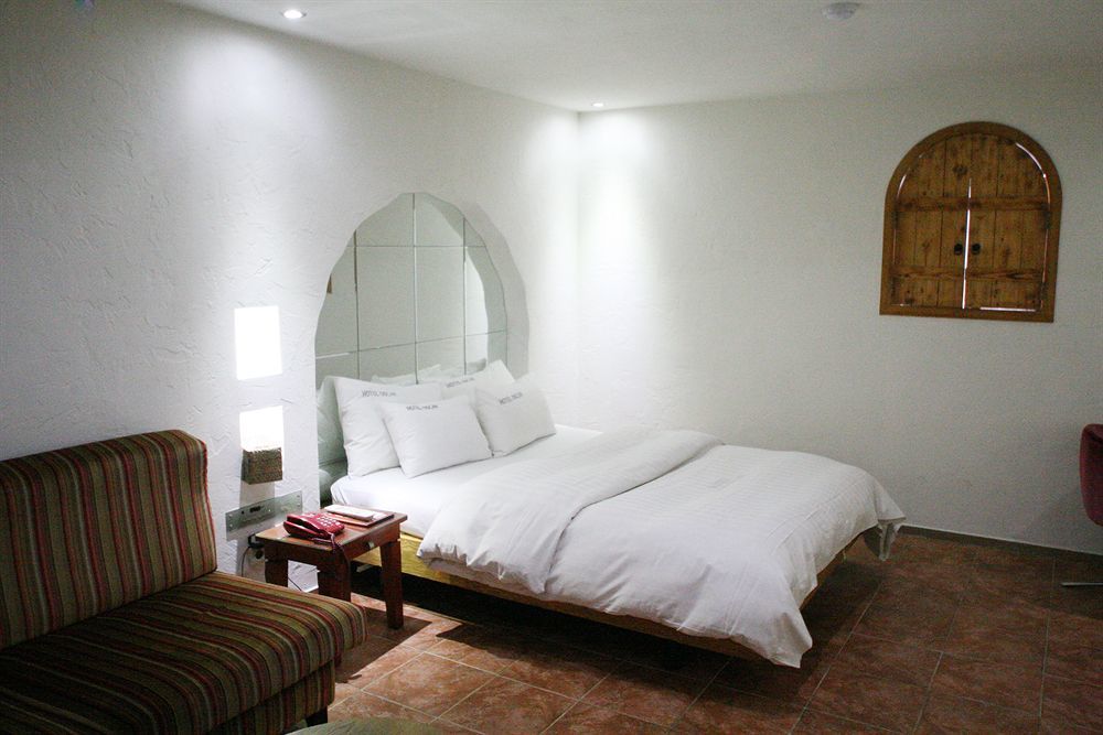 Leaders Hotel 2*